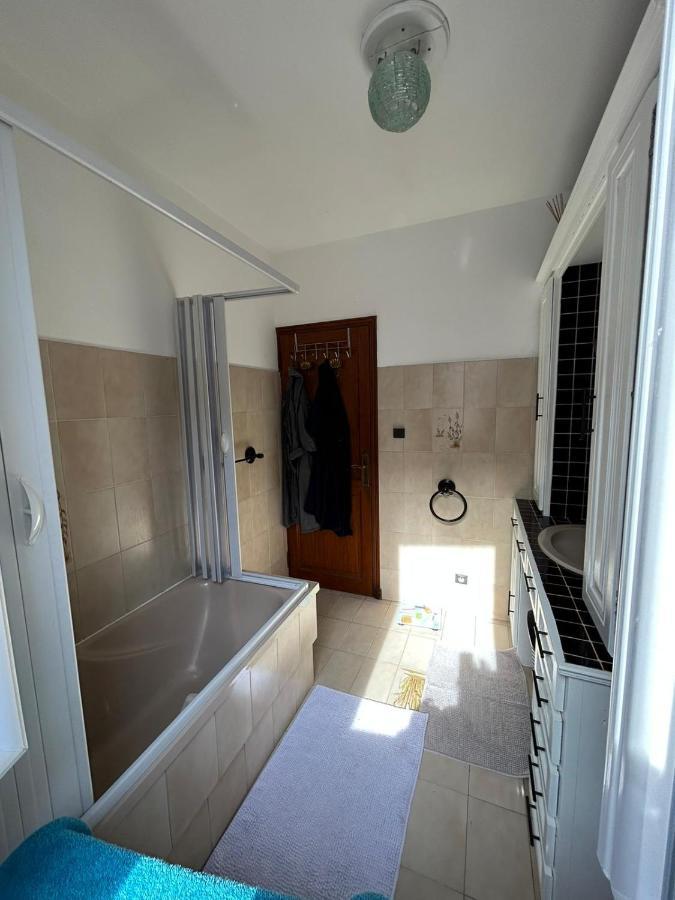 Bed And Breakfast Chez L'Habitant Marsella Exterior foto