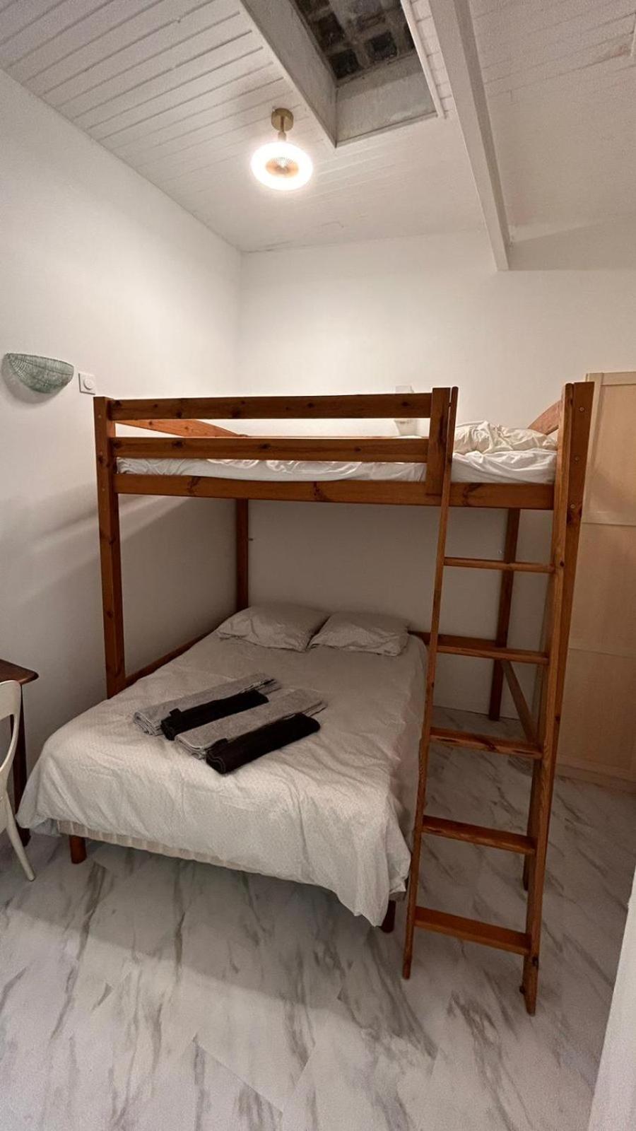 Bed And Breakfast Chez L'Habitant Marsella Exterior foto