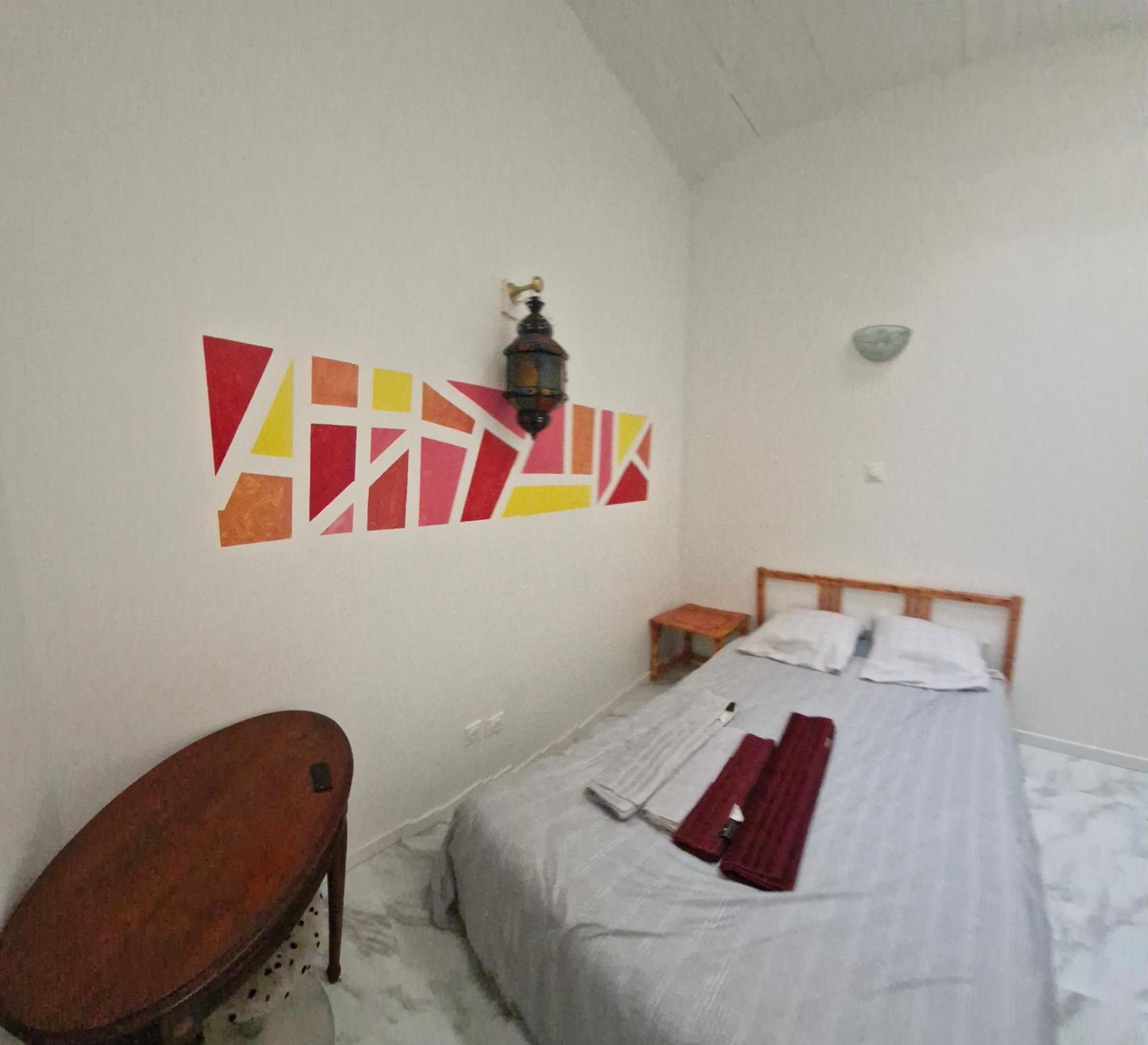 Bed And Breakfast Chez L'Habitant Marsella Habitación foto